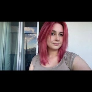 Meet your Posher, Hailey